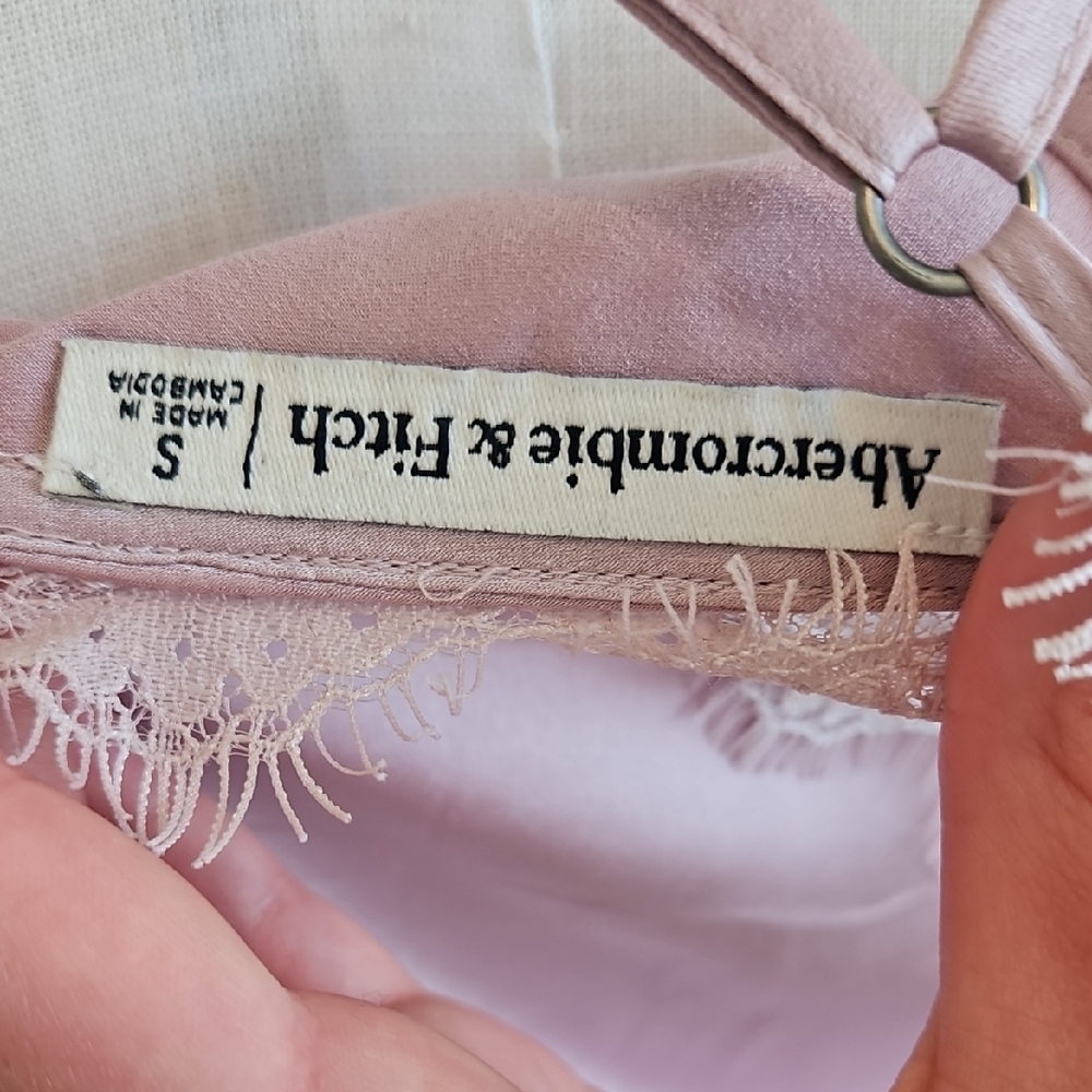 Abercrombie & Fitch Pink Mauve Lace Trim Cami Bodysuit - Picture 6 of 6